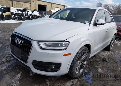 2015 Audi Q3 2.0T Premium Plus z USA, uszkodzony, nr VIN WA1GFCFS8FR014444
